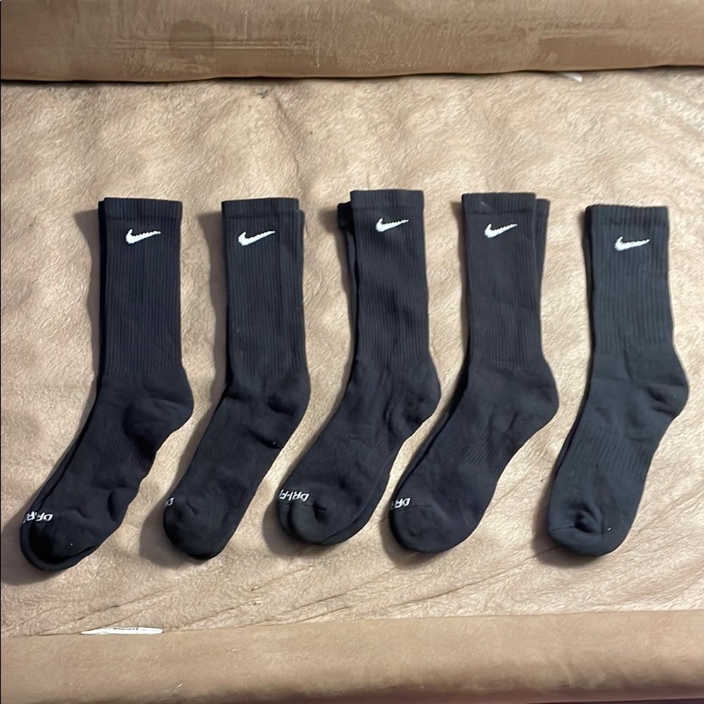 Nike Black Athletic Crew Socks Performance Comfort